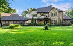 211 Sandpiper Drive, Mabank, TX 75156