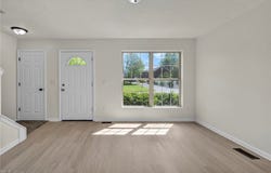 71 Chestnut Street, Elyria, OH 44035