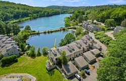 84 Mill Pond, North Andover, MA 01845
