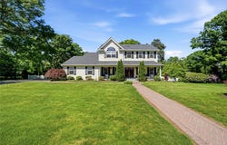 9 Ridgefield Drive, Shoreham, NY 11786