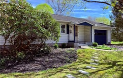 8 Petri Drive, Oneonta, NY 13820