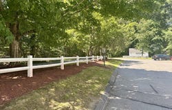 14 Gates Xing, Leominster, MA 01453