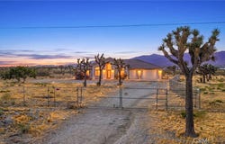 1485 La Mesa, Phelan, CA 92371