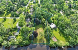 12345 N East Shoreland Dr, Mequon, WI 53092