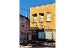 112 N Main Street, Fairfield, IA 52556