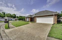 219 Garden Drive, Brandon, MS 39042