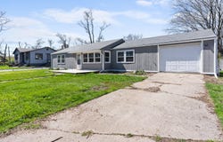 23 Sunset Road, Merrillville, IN 46410