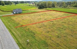 85 Perry Hill Road, Rush, NY 14543