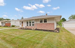 160 Canterbury Street, Adrian, MI 49221
