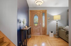 811 Westbury Drive, Algonquin, IL 60102