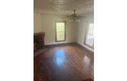 40 Thomas Street, Gauley Bridge, WV 25085