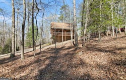 1408 Newport, Ellijay, GA 30540