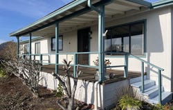 98611 CAMELLIA DR, Brookings, OR 97415