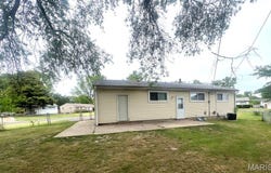 830 Northmoor Drive, Florissant, MO 63033