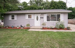5929 Hilliard Road, Lansing, MI 48911