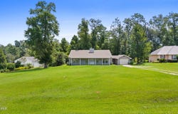 4708 The Oaks Drive, Marianna, FL 32446