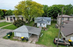 220 S Wacouta Avenue, Prairie Du Chien, WI 53821