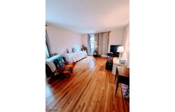 418 Main St, Fort Lee Boro, NJ 07024-2825