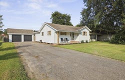 3034 Maple Avenue, Groves, TX 77619