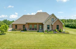 17172 Country Drive, Manchester, MI 48158