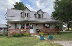 39 Angler Road, Kinnear, WY 82516