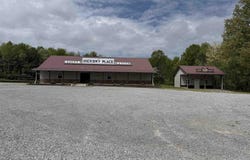 71 Commerce St, Hickory, KY 42051