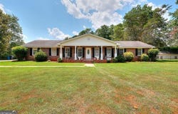 1605 Lake Lucerne, Lilburn, GA 30047