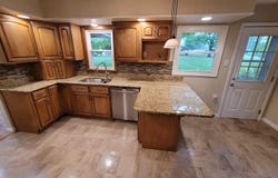 219 Oak Tree Avenue, Salem, IL 62881