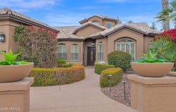 16215 W INDIANOLA Avenue, Goodyear, AZ 85395