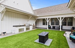 305 Arbor Garden Circle, Newnan, GA 30265