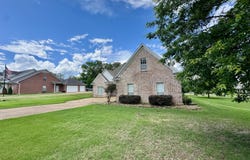 1868 Trapper Drive, Hernando, MS 38632