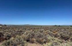Chinook Road, Christmas Valley, OR 97641