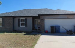 487 Amber Avenue, Hollister, MO 65672