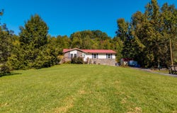 168 Batley Loop Rd, Clinton, TN 37716