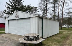 5231 LONSBERRY Road, Columbiaville, MI 48421