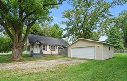 808 S Grant Avenue, Three Rivers, MI 49093
