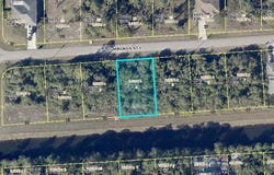 1112 Cummings Street E, Lehigh Acres, FL 33974