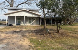 1796 FM 95N, GARRISON, TX 75946