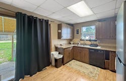 1260 West Palmer Street, Freeport, IL 61032