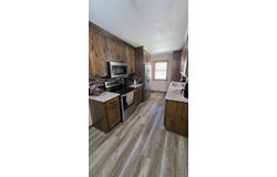 1012 NE 11th Avenue, Aberdeen, SD 57401