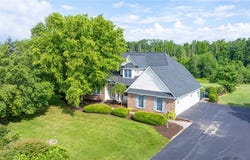 16 Portofino Circle, Mendon, NY 14467