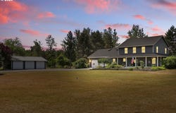 226 BAY POINT DR, Castle Rock, WA 98611