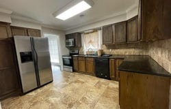 2004 ROANOKE Street, Alexandria, LA 71301
