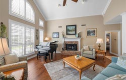 9002 Ridge Point Drive, Woodway, TX 76712