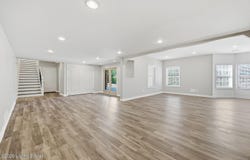 1002 Bunker Hill Dr, Lawrenceburg, KY 40342