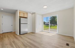 320 N C Ave, Washington, IA 52353