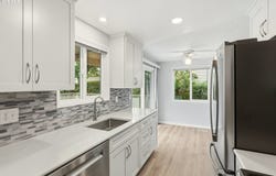 55 NE VILLAGE SQUIRE Ave, Gresham, OR 97030