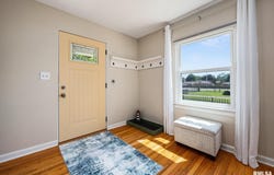 712 W NORTHCREST Avenue, Peoria, IL 61614