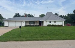 215 S 6th Street, Verden, OK 73092
