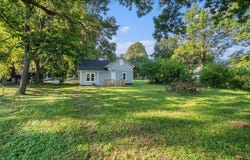 309 W Elm Street, Hardin, MO 64035